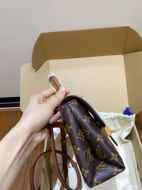 LOUIS LOCKY BB VUITTON 0712